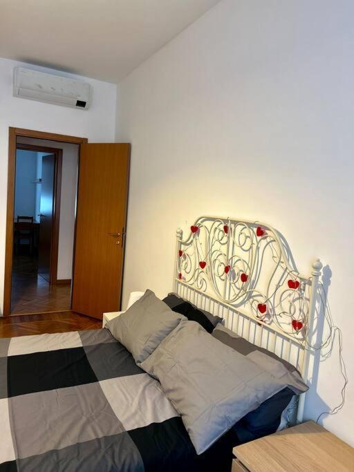 Porta Genova Suite Modern House Milano Exteriör bild
